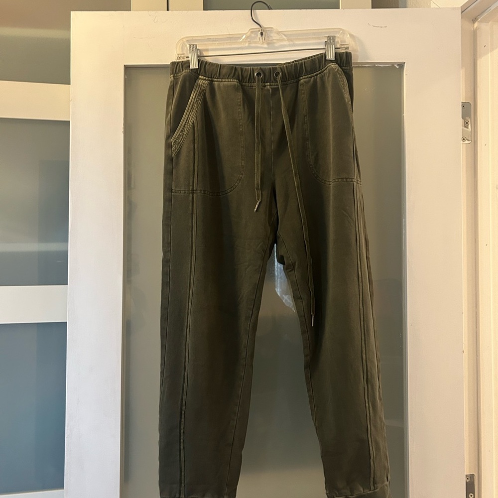 Daily Practice Green Casual Pants